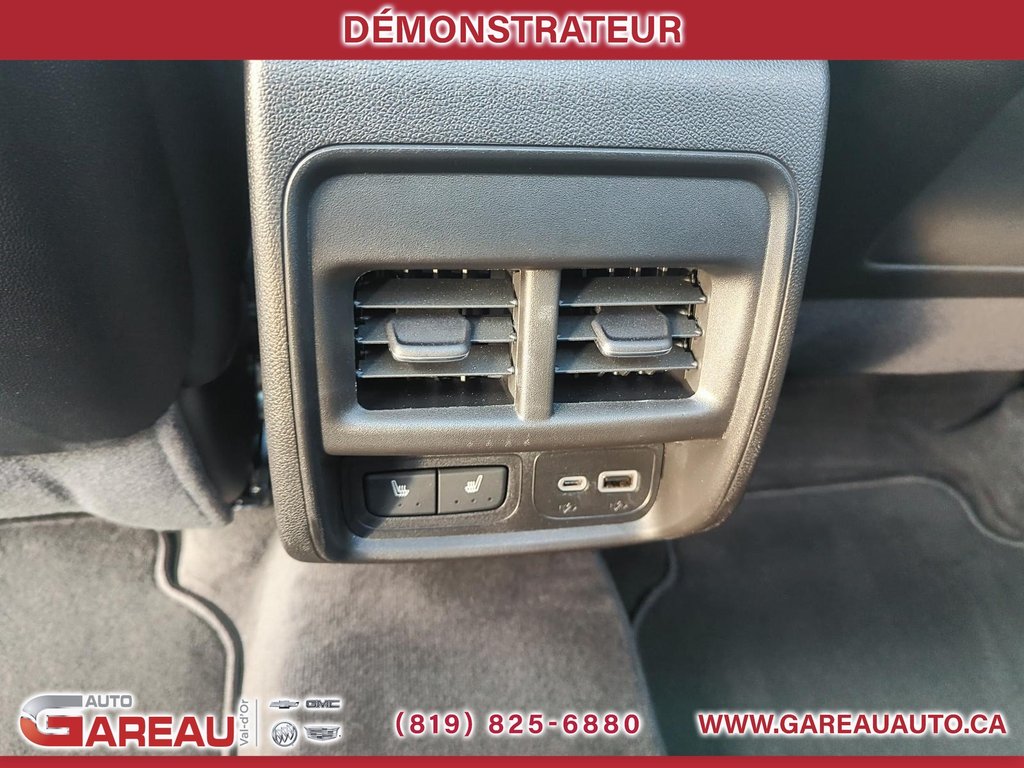 2025 Cadillac XT4 Sport in Val-d'Or, Quebec - 23 - w1024h768px