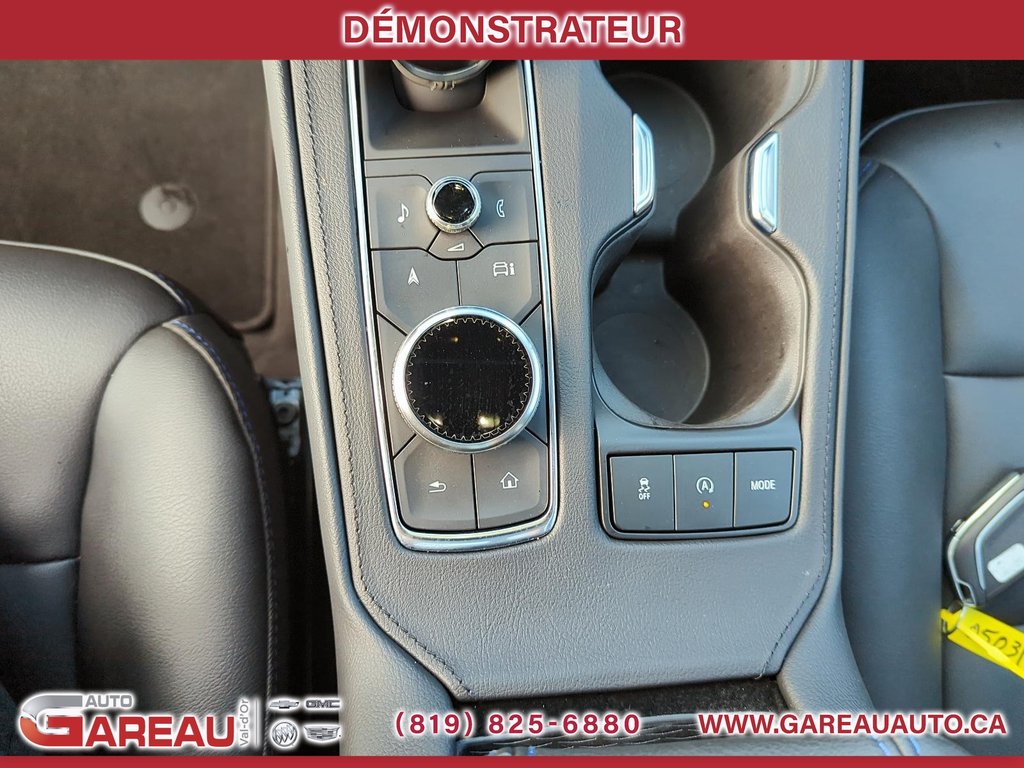 2025 Cadillac XT4 Sport in Val-d'Or, Quebec - 16 - w1024h768px