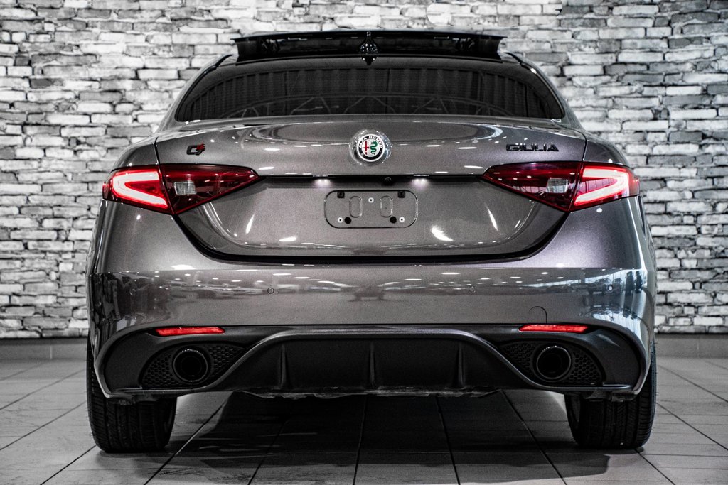 Alfa Romeo GIULIA Ti SPORT CUIR ROUGE TOIT OUVRANT NAVIGATION CAMERA 2021 à Montréal, Québec - 16 - w1024h768px