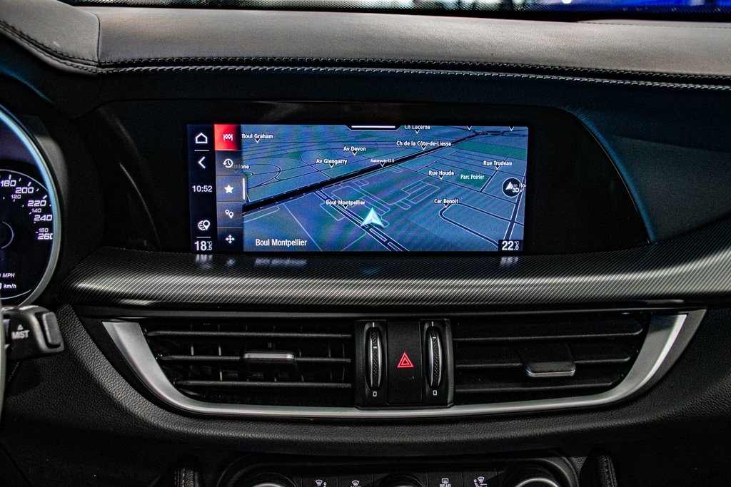 Alfa Romeo Stelvio VELOCE Q4 TOIT PANORAMIQUE NAV CAMERA 2022 à Montréal, Québec - 23 - w1024h768px