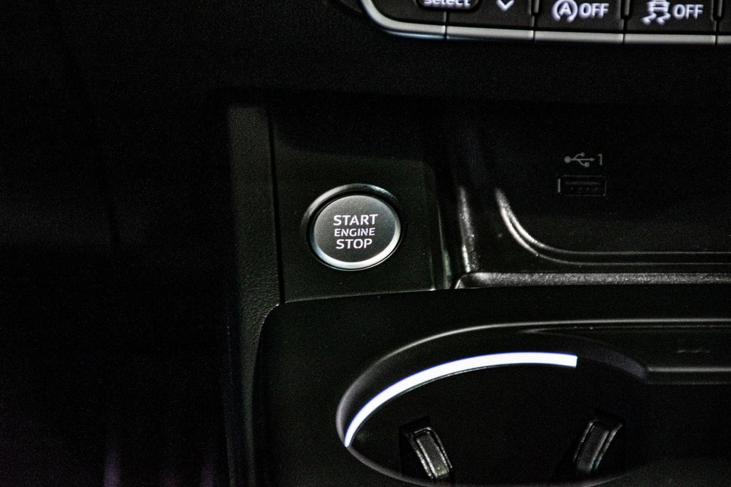 2020 Audi A4 Sedan PROGRESSIV S-LINE BLACK OPTIC CUIR TOIT GPS CAMER in Montréal, Quebec - 27 - w1024h768px