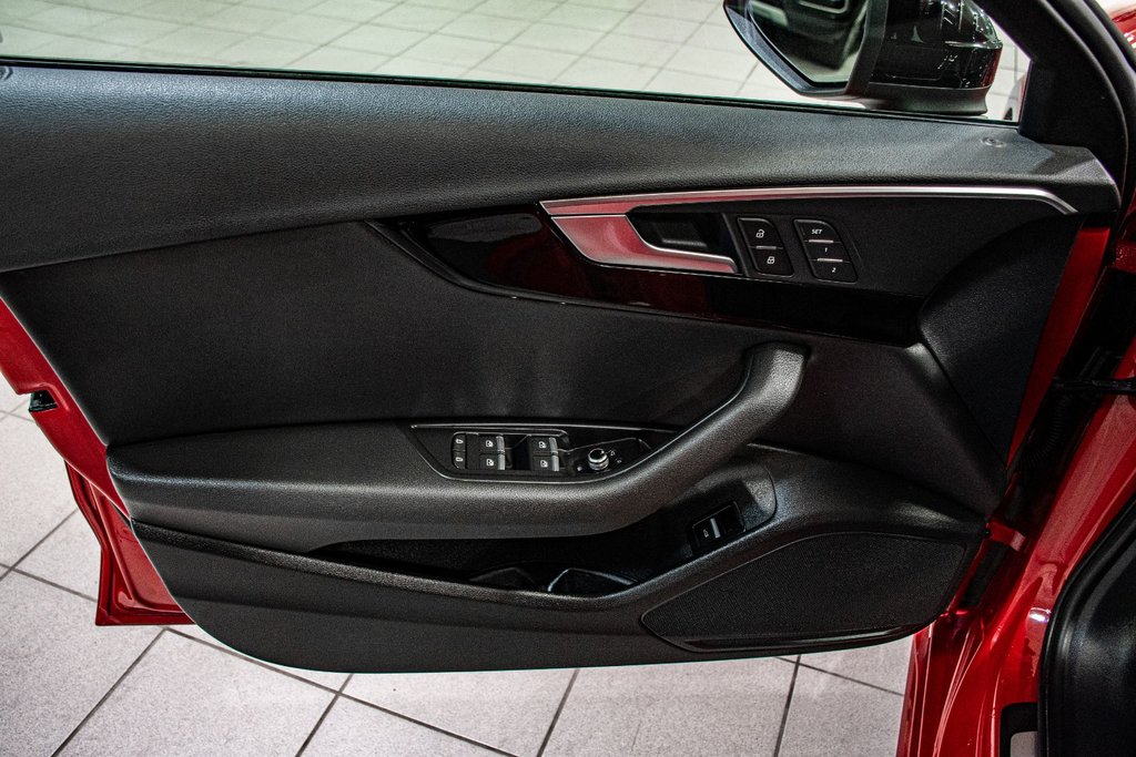 2020 Audi A4 Sedan PROGRESSIV S-LINE BLACK OPTIC CUIR TOIT GPS CAMER in Montréal, Quebec - 18 - w1024h768px