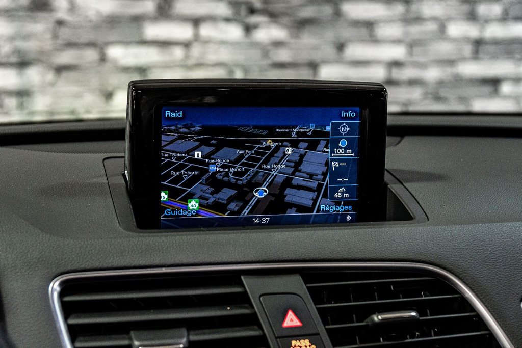 Audi Q3 Progressiv TOIT OUVRANT SIEGES CHAUFFANTS CUIR 2018 à Montréal, Québec - 20 - w1024h768px