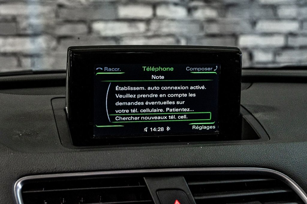 Audi Q3 Komfort TOIT OUVRANT CUIR SIEGES CHAUFFANTS 2018 à Montréal, Québec - 22 - w1024h768px