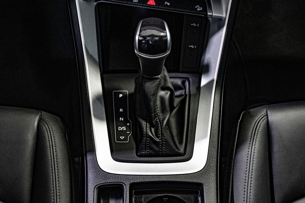 Audi Q3 KOMFORT VORSPRUNG EDITION TOIT PANO CAM CARPLAY 2022 à Montréal, Québec - 33 - w1024h768px