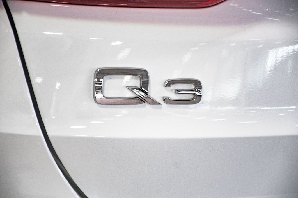 Audi Q3 KOMFORT VORSPRUNG EDITION TOIT PANO CAM CARPLAY 2022 à Montréal, Québec - 15 - w1024h768px