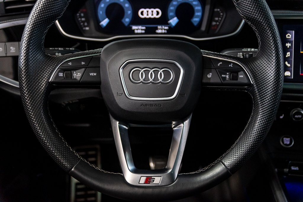 2024 Audi Q3 PROGRESSIV S-LINE AWD CUIR TOIT PANO CAM CARPLAY in Montréal, Quebec - 26 - w1024h768px