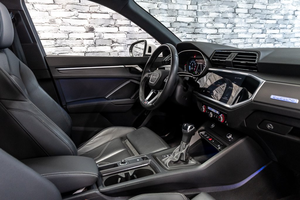 Audi Q3 PROGRESSIV S-LINE AWD CUIR TOIT PANO CAM CARPLAY 2024 à Montréal, Québec - 21 - w1024h768px