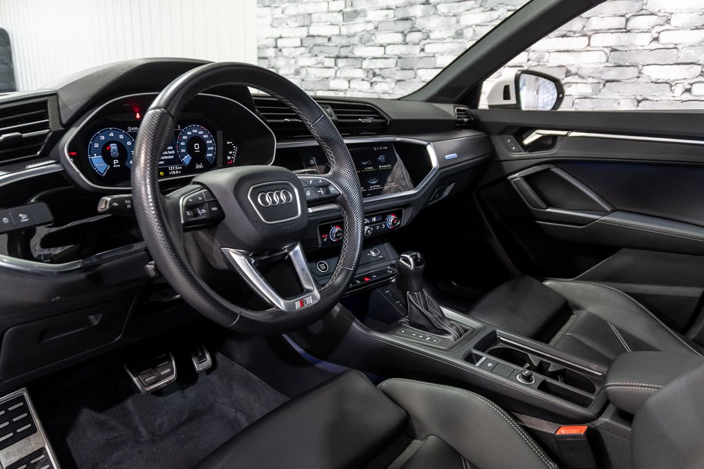 Audi Q3 PROGRESSIV S-LINE AWD CUIR TOIT PANO CAM CARPLAY 2024 à Montréal, Québec - 20 - w1024h768px