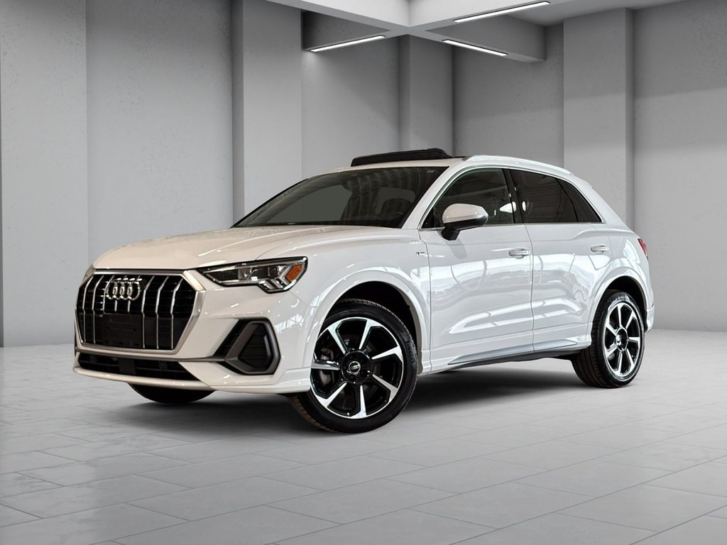 2024 Audi Q3 PROGRESSIV S-LINE QUATTRO TOIT CUIR in Montréal, Quebec - 1 - w1024h768px