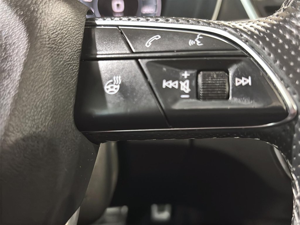 2021 Audi Q5 PROGRESSIV S-LINE QUATTRO TOIT GPS CUIR in Montréal, Quebec - 28 - w1024h768px