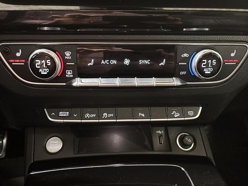 2021 Audi Q5 PROGRESSIV S-LINE QUATTRO TOIT GPS CUIR in Montréal, Quebec - 30 - w1024h768px