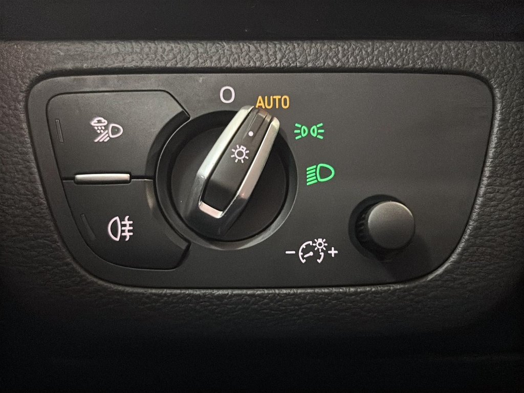 2021 Audi Q5 PROGRESSIV S-LINE QUATTRO TOIT GPS CUIR in Montréal, Quebec - 32 - w1024h768px