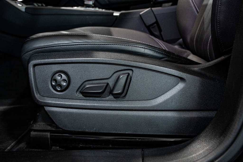 Audi Q5 PROGRESSIV S-LINE AWD CUIR TOIT CAM CARPLAY 2024 à Montréal, Québec - 24 - w1024h768px