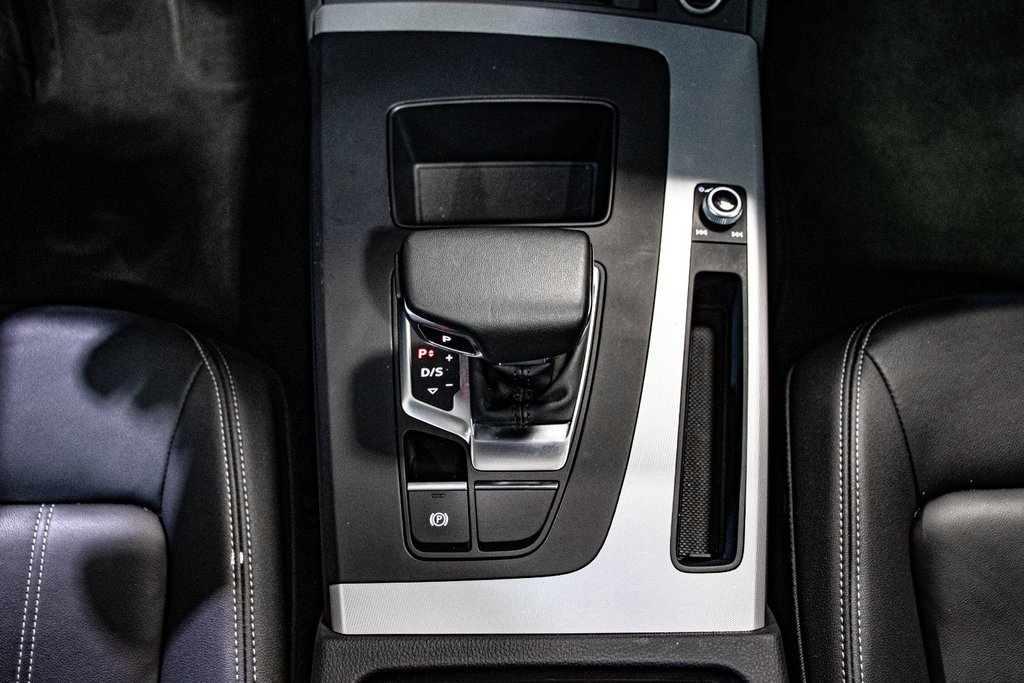 Audi Q5 PROGRESSIV S-LINE AWD CUIR TOIT CAM CARPLAY 2024 à Montréal, Québec - 33 - w1024h768px