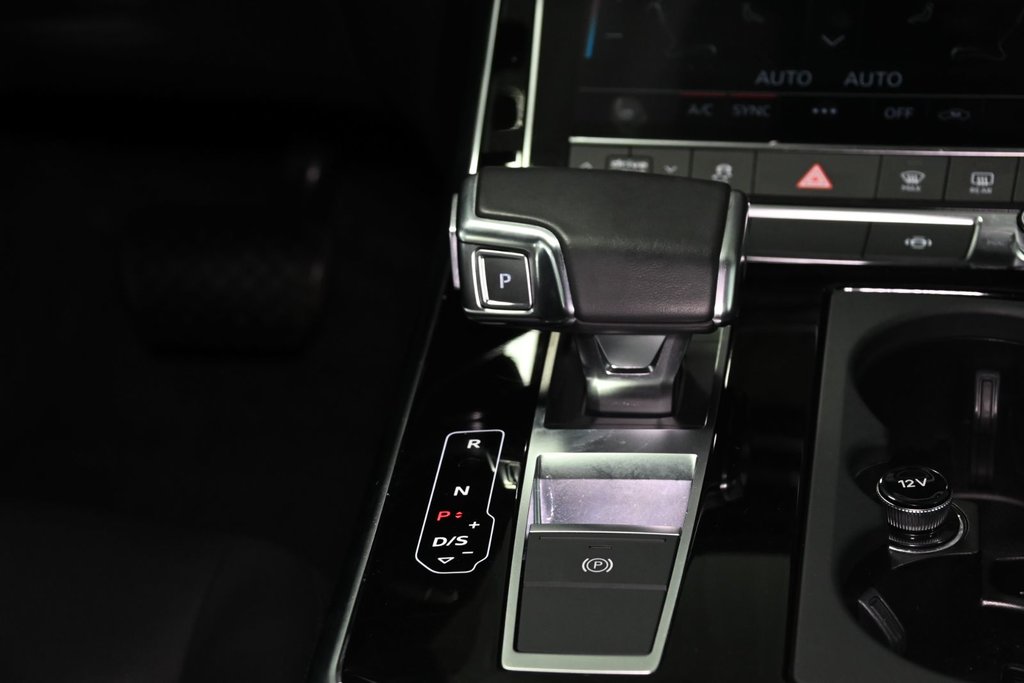 Audi Q7 KOMFORT 55TFSI S-LINE QUATTRO NAV TOIT 2021 à Montréal, Québec - 35 - w1024h768px
