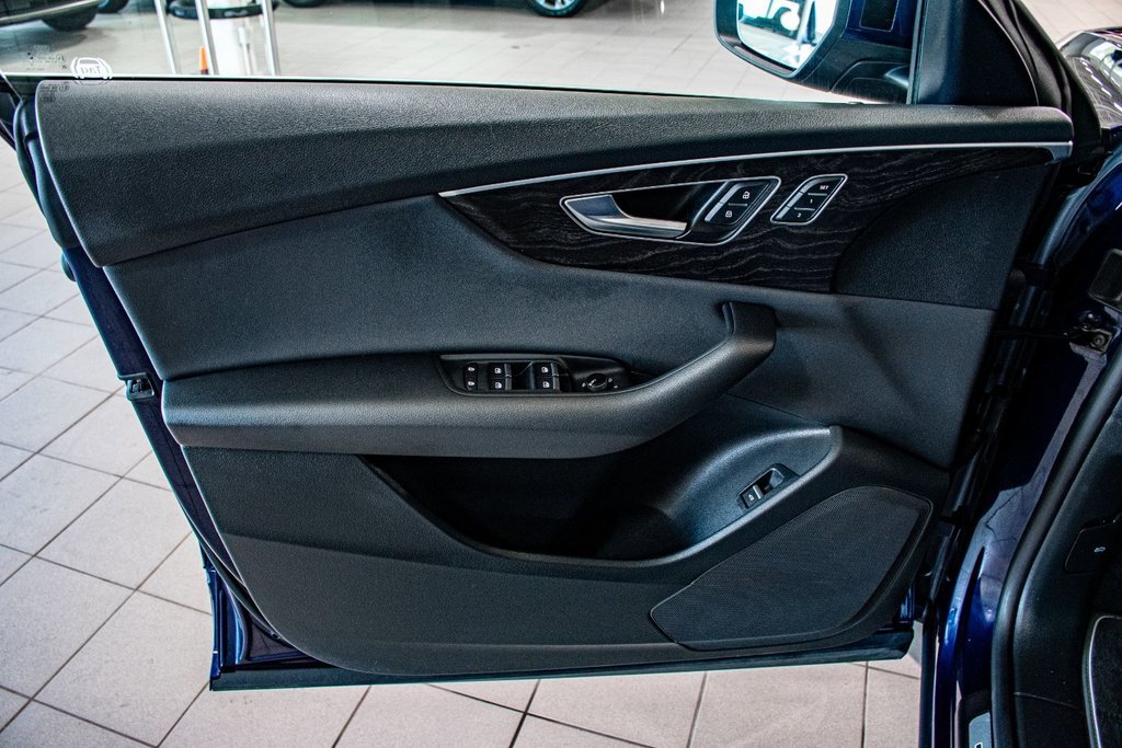 2022 Audi Q8 Progressiv S-LINE 55 TFSI QUATTRO TOIT PANO CAMERA in Montréal, Quebec - 19 - w1024h768px