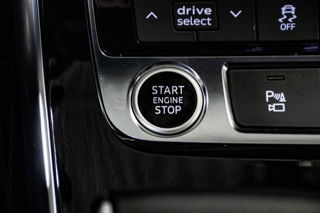 2022 Audi Q8 Progressiv S-LINE 55 TFSI QUATTRO TOIT PANO CAMERA in Montréal, Quebec - 28 - w1024h768px
