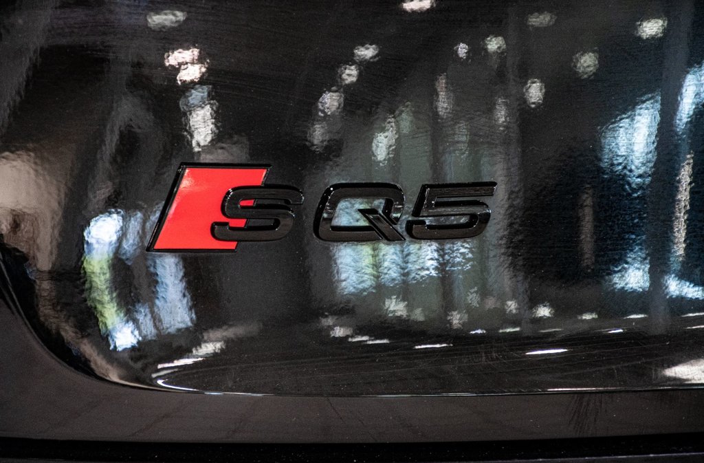 2024 Audi SQ5 TECHNIK QUATTRO B&O SOUND SYSTEM CAM 360 TOIT PANO in Montréal, Quebec - 15 - w1024h768px