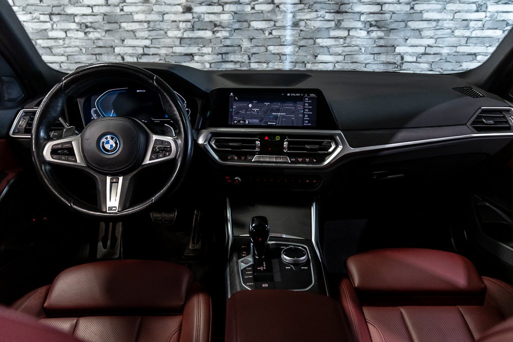BMW 3 Series 330e xDrive M PACK HYBRIDE BRANCHABLE CUIR TOIT 2022 à Montréal, Québec - 8 - w1024h768px
