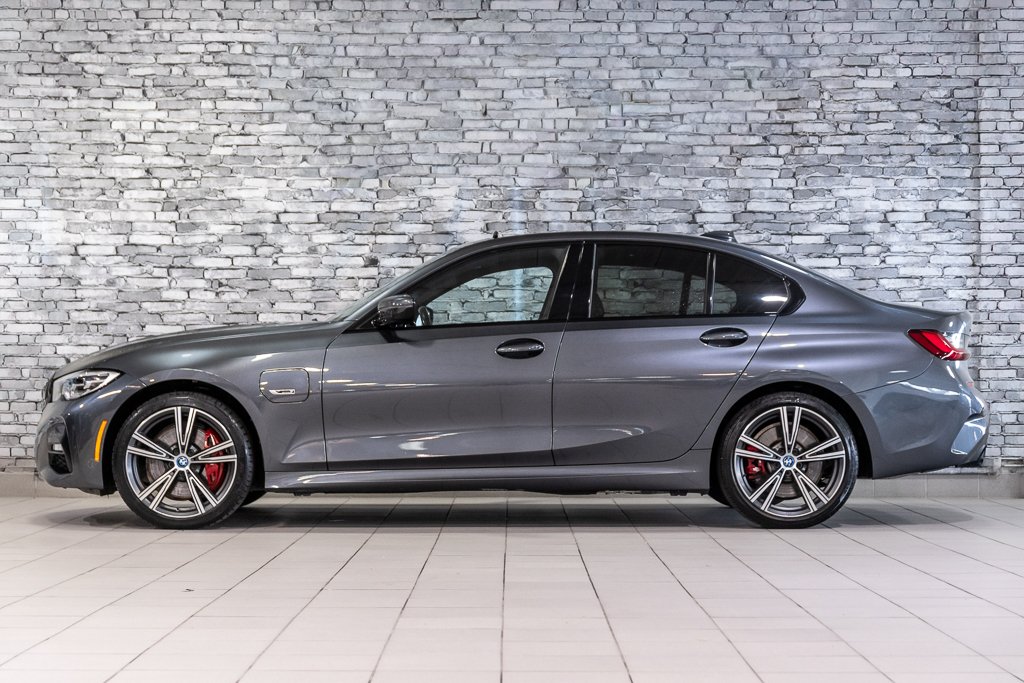 BMW 3 Series 330e xDrive M PACK HYBRIDE BRANCHABLE CUIR TOIT 2022 à Montréal, Québec - 4 - w1024h768px