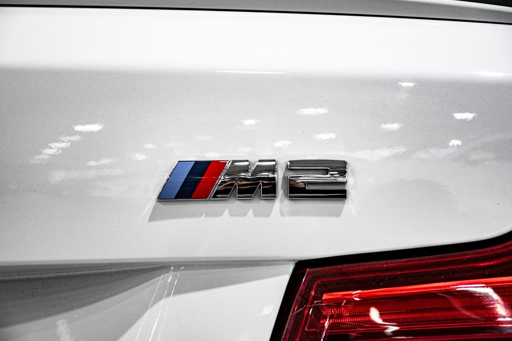 2018 BMW M2 SILENCIEUX  M SPORT AVEC TELECOMANDE in Montréal, Quebec - 15 - w1024h768px