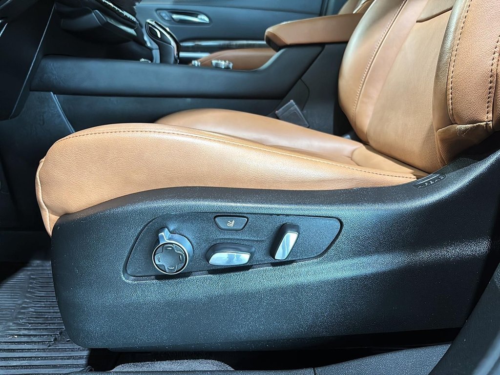 Cadillac XT4 AWD PREMIUM LUXURY AWD CUIR SIEGES CHAUFFANTS CAM 2020 à Montréal, Québec - 12 - w1024h768px