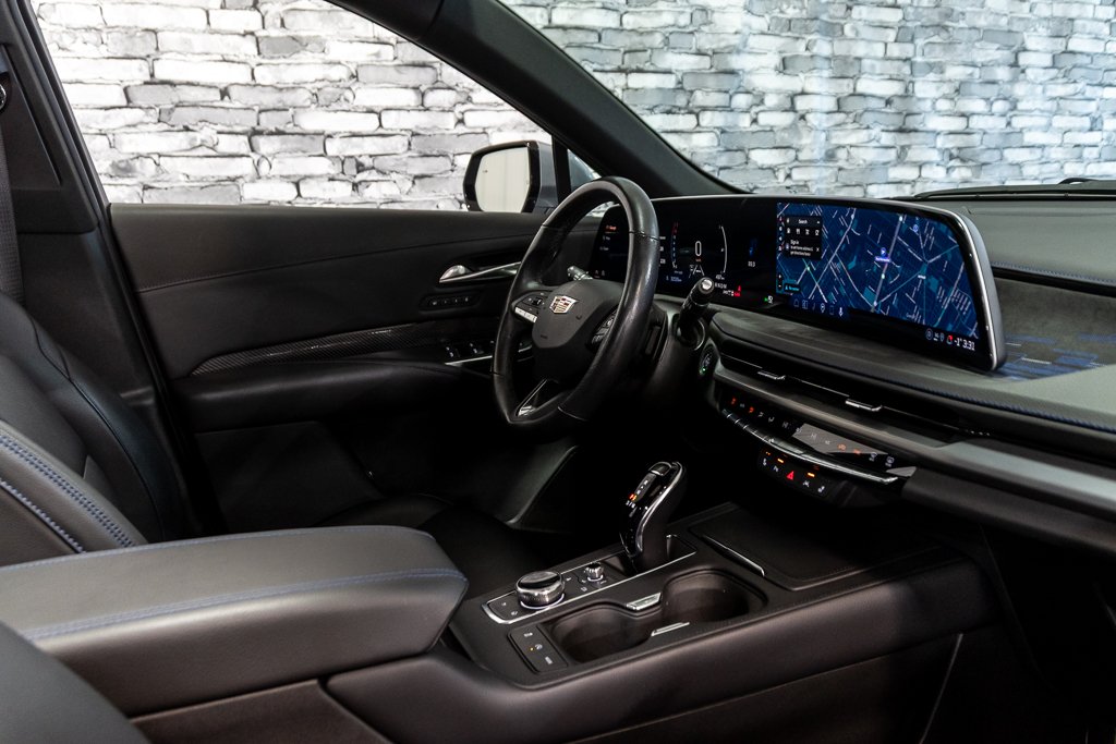 Cadillac XT4 AWD SPORT CUIR TOIT PANO NAV CAM 2024 à Montréal, Québec - 22 - w1024h768px