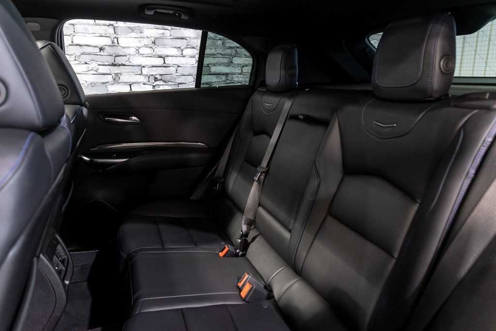 Cadillac XT4 AWD SPORT CUIR TOIT PANO NAV CAM 2024 à Montréal, Québec - 24 - w1024h768px