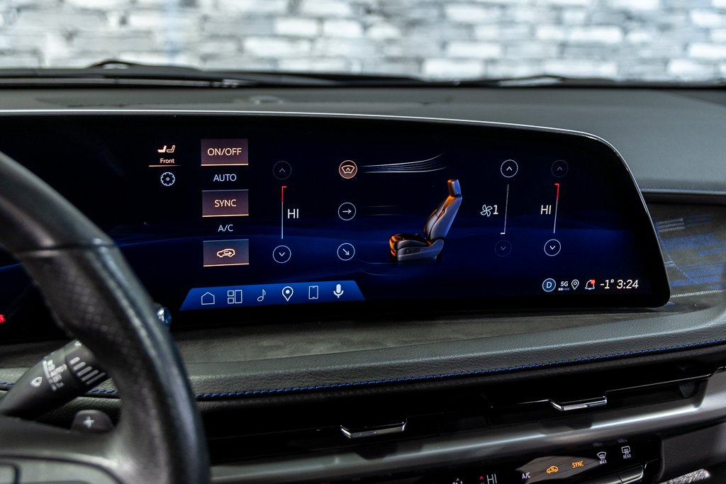 Cadillac XT4 AWD SPORT CUIR TOIT PANO NAV CAM 2024 à Montréal, Québec - 27 - w1024h768px