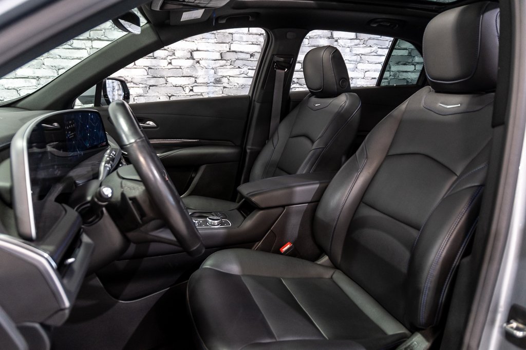 Cadillac XT4 AWD SPORT CUIR TOIT PANO NAV CAM 2024 à Montréal, Québec - 23 - w1024h768px