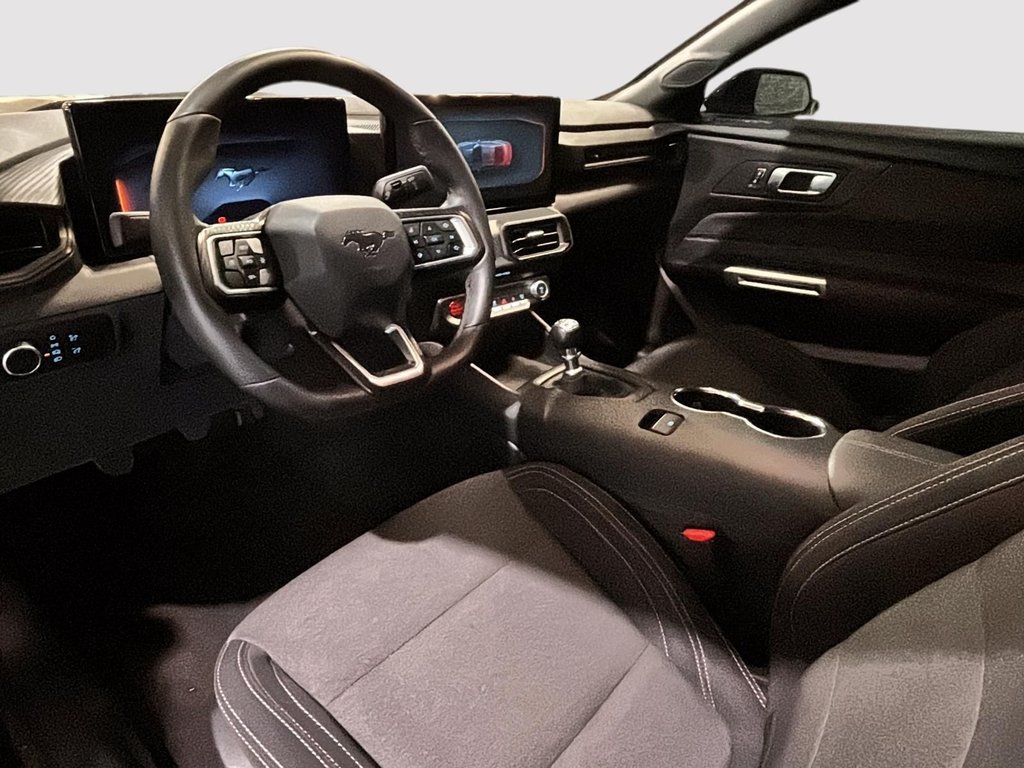 2024 Ford Mustang GT 5.0 COUPE 6 VIT. MAN. APPLE CARPLAY CAM in Montréal, Quebec - 17 - w1024h768px