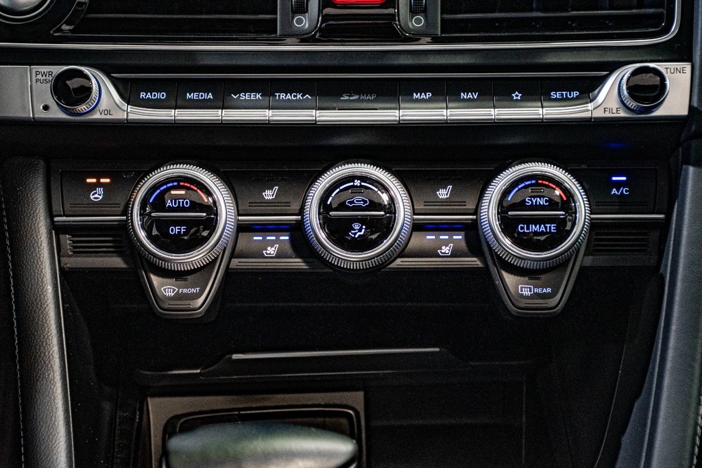 2021 GENESIS G70 2.0T Elite AWD CUIR TOIT NAV CAMERA in Montréal, Quebec - 31 - w1024h768px