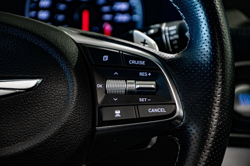2021 GENESIS G70 2.0T Elite AWD CUIR TOIT NAV CAMERA in Montréal, Quebec - 38 - w1024h768px