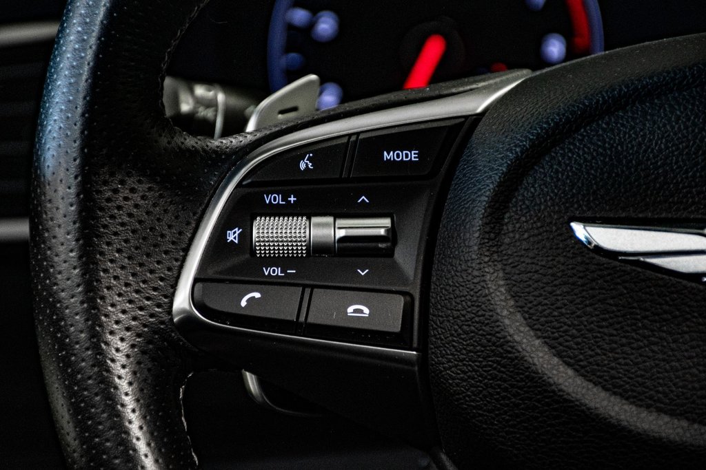 2021 GENESIS G70 2.0T Elite AWD CUIR TOIT NAV CAMERA in Montréal, Quebec - 37 - w1024h768px