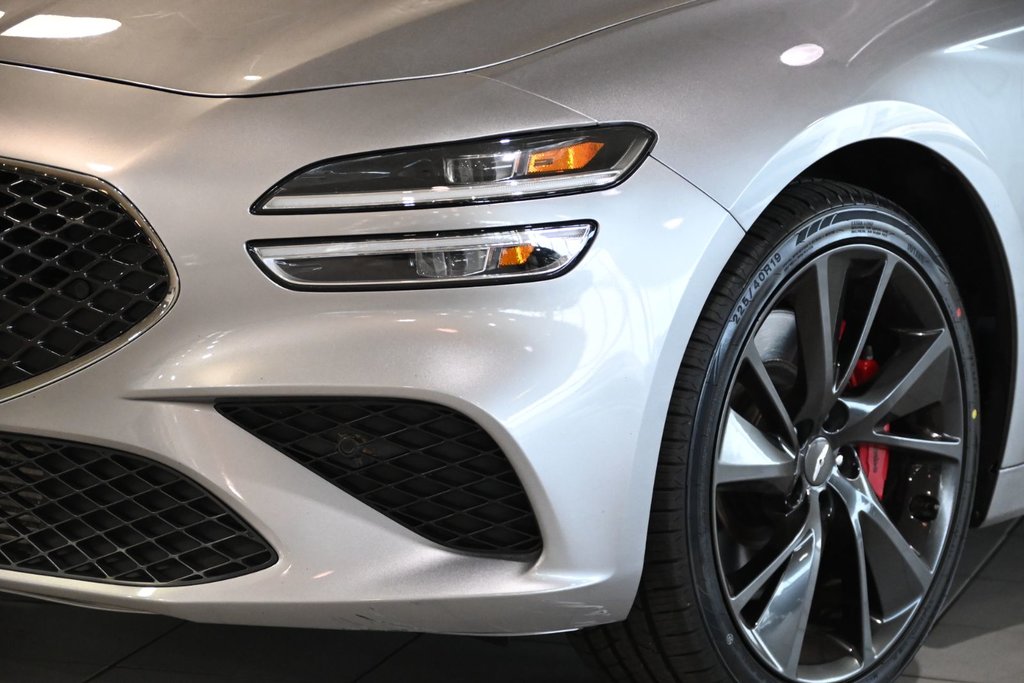GENESIS G70 3.3T SPORT 365 HP HEAD UP DISP CAM360 CUIR NAPPA 2022 à Montréal, Québec - 11 - w1024h768px
