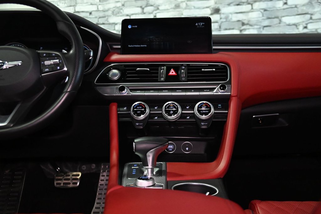 GENESIS G70 3.3T SPORT 365 HP HEAD UP DISP CAM360 CUIR NAPPA 2022 à Montréal, Québec - 39 - w1024h768px