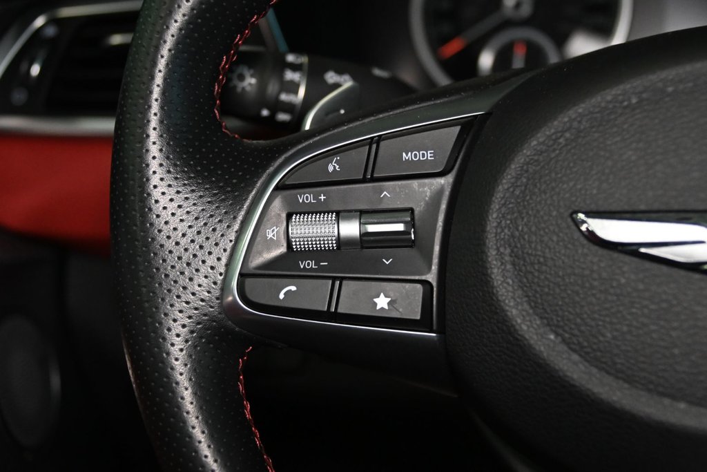 GENESIS G70 3.3T SPORT 365 HP HEAD UP DISP CAM360 CUIR NAPPA 2022 à Montréal, Québec - 34 - w1024h768px