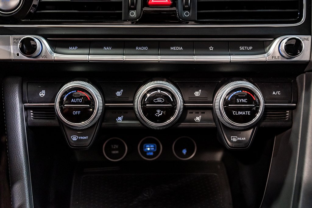 GENESIS G70 2.0T ADVANCED AWD 252HP CUIR TOIT NAV CAMERA 2022 à Montréal, Québec - 29 - w1024h768px