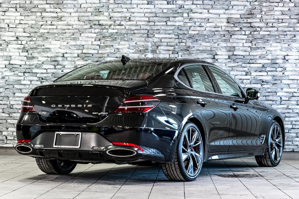 2022 GENESIS G70 3.3T SPORT AWD 365 HP HEAD UP DISP CAM360 CUIR in Montréal, Quebec - 16 - w1024h768px
