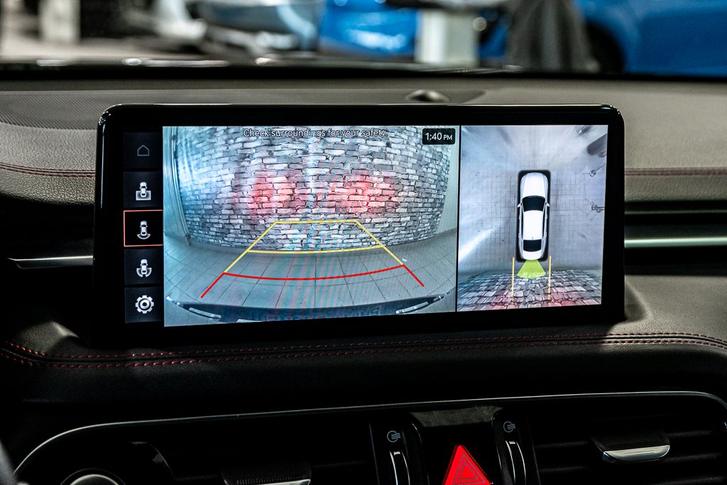 2022 GENESIS G70 3.3T SPORT AWD 365 HP HEAD UP DISP CAM360 CUIR in Montréal, Quebec - 24 - w1024h768px