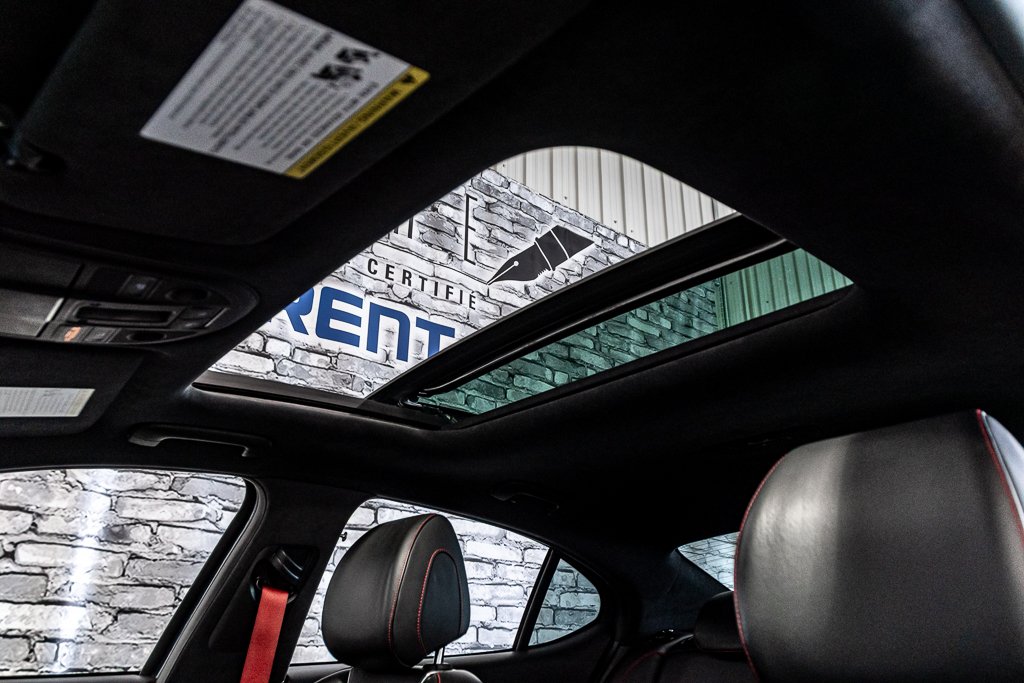 2022 GENESIS G70 3.3T SPORT AWD 365 HP HEAD UP DISP CAM360 CUIR in Montréal, Quebec - 5 - w1024h768px