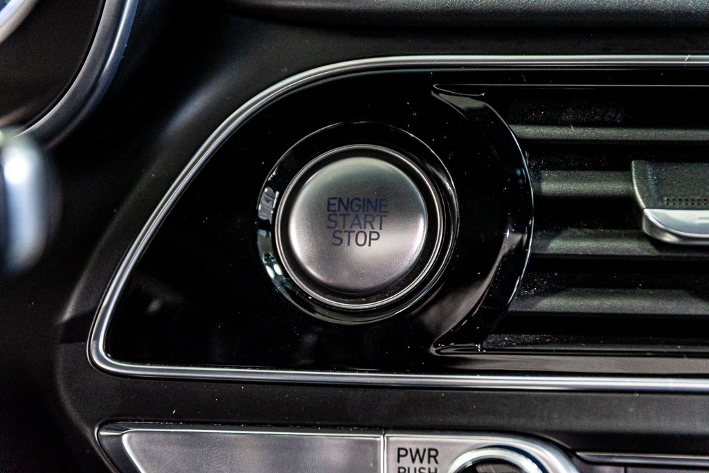 2022 GENESIS G70 3.3T SPORT AWD 365 HP HEAD UP DISP CAM360 CUIR in Montréal, Quebec - 25 - w1024h768px