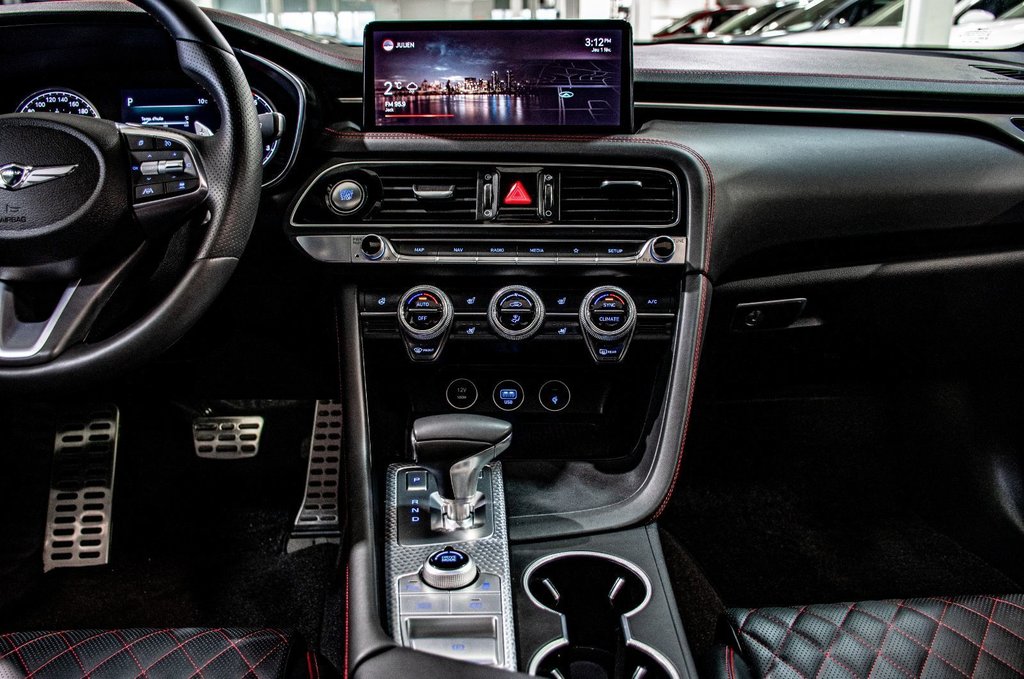 2023 GENESIS G70 3.3T SPORT 365 HP HEAD UP DISP CAM360 CUIR NAPPA in Montréal, Quebec - 25 - w1024h768px