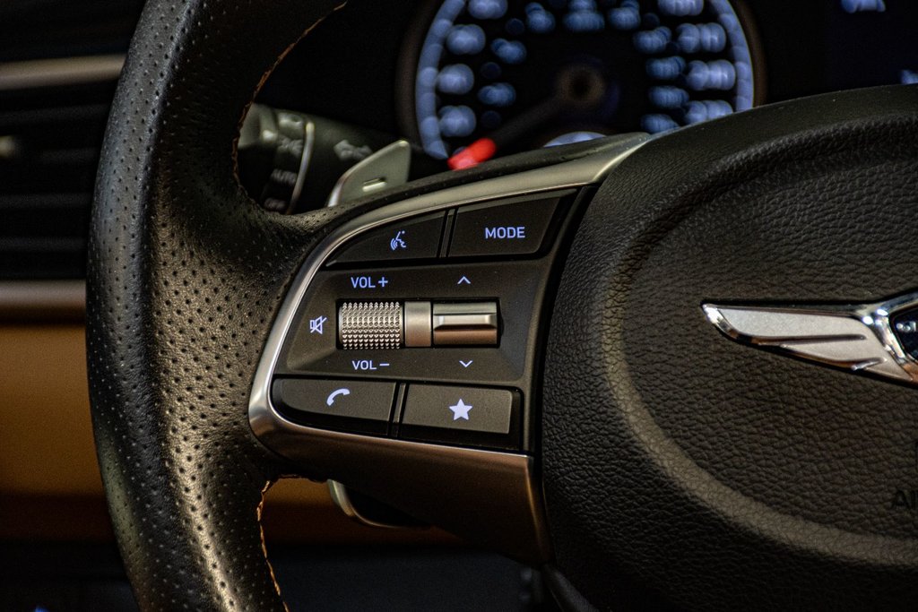 2023 GENESIS G70 3.3T ADVANCED 365HP CUIR TOIT NAV in Montréal, Quebec - 36 - w1024h768px