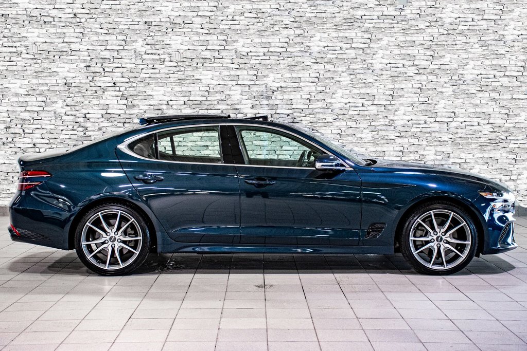 2023 GENESIS G70 3.3T ADVANCED 365HP CUIR TOIT NAV in Montréal, Quebec - 11 - w1024h768px