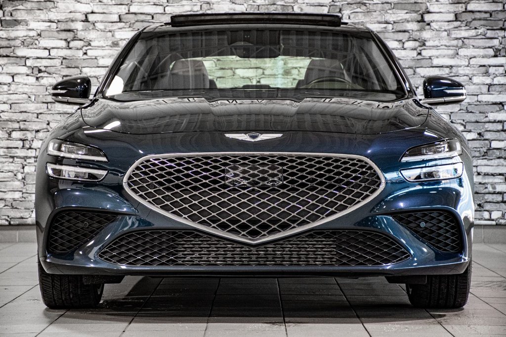 2023 GENESIS G70 3.3T ADVANCED 365HP CUIR TOIT NAV in Montréal, Quebec - 8 - w1024h768px