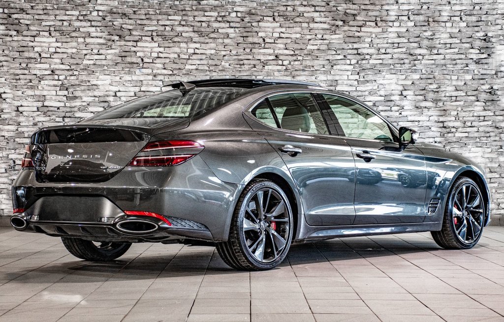 2023 GENESIS G70 3.3T SPORT 365 HP HEAD UP DISP CAM360 CUIR NAPPA in Montréal, Quebec - 15 - w1024h768px