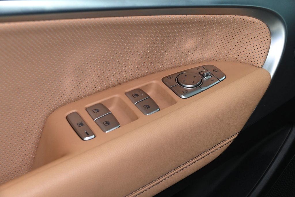 GENESIS G70 3.3T ADVANCED 365HP CUIR TOIT NAV 2023 à Montréal, Québec - 18 - w1024h768px