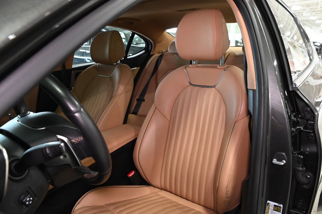 GENESIS G70 3.3T ADVANCED 365HP CUIR TOIT NAV 2023 à Montréal, Québec - 21 - w1024h768px